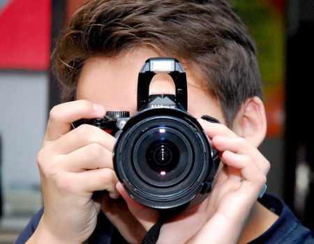 upload image